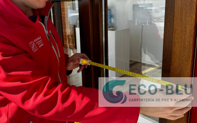 How to measure a hole to place windows
